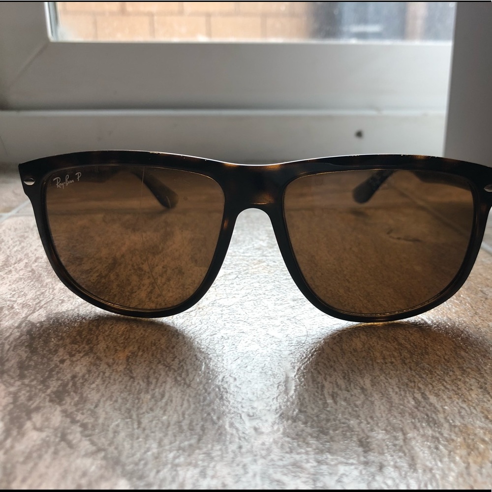 BROWN RAY BANS